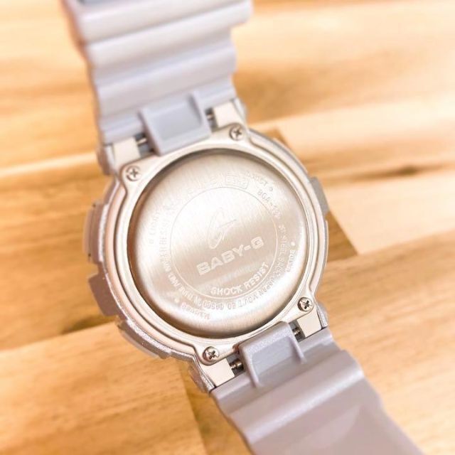 未使用【カシオ】CASIOベビージー腕時計BGA-195 スタッズ ダイヤル 銀 未使用【カシオ】CASIOベビージー腕時計BGA-195 スタッズ ダイヤル 銀