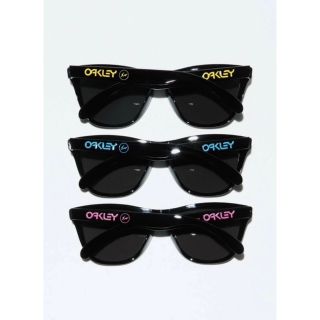 オークリー(Oakley)のOAKLEY fragment design Frogskins yellow(サングラス/メガネ)