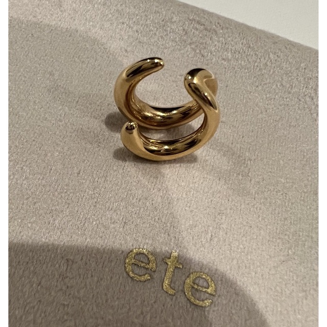 ete(エテ)のete ピークカフ レディースのアクセサリー(イヤーカフ)の商品写真