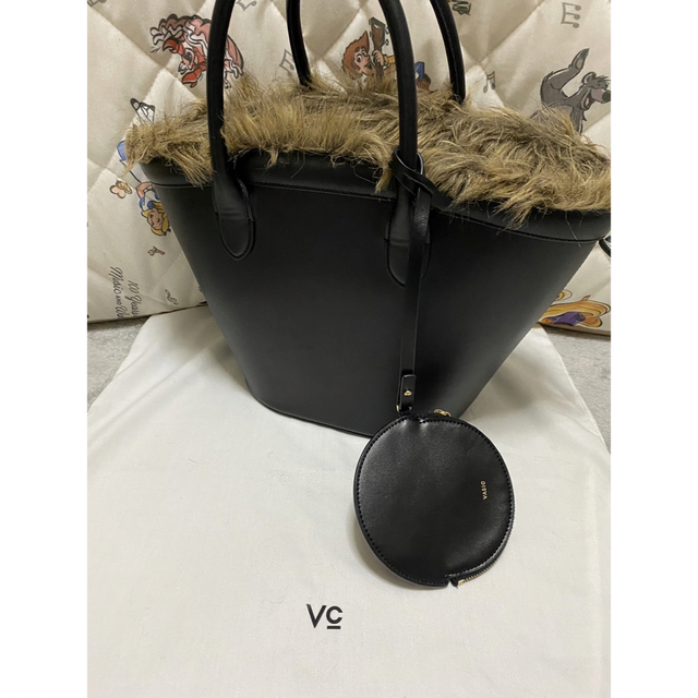 新品 VASIC ヴァジック ファー付き本革レザートートバッグ 黒 - トート