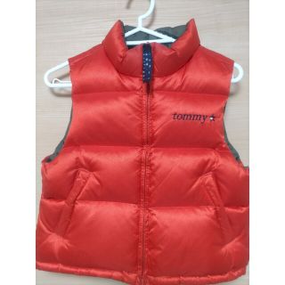 トミーヒルフィガー(TOMMY HILFIGER)のトミーフィルガー　中綿ベスト　リバーシブル　約120センチ(ジャケット/上着)