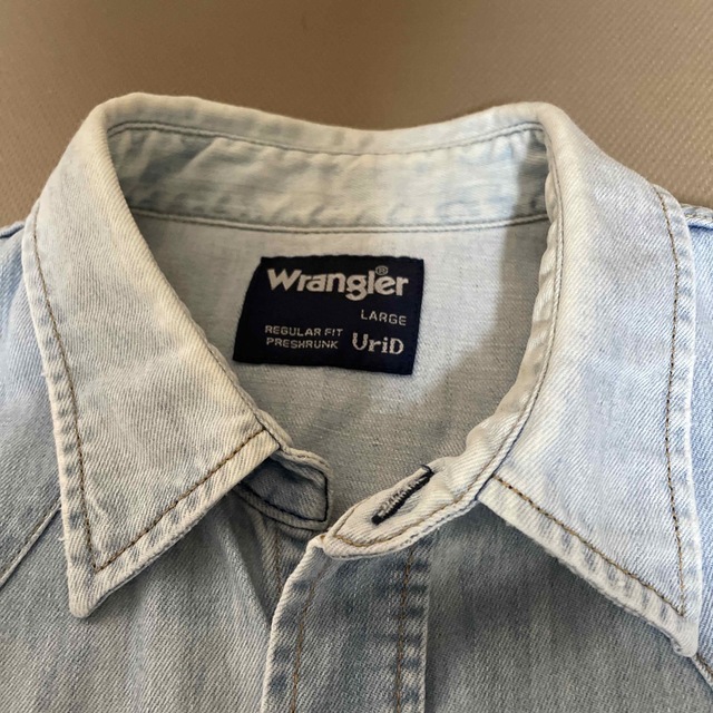 Wrangler(ラングラー)のWrangler  デニムシャツ　【中古】　Ｌサイズ　ラングラー　デニムシャツ メンズのトップス(シャツ)の商品写真