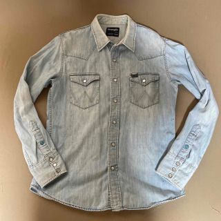 ラングラー(Wrangler)のWrangler  デニムシャツ　【中古】　Ｌサイズ　ラングラー　デニムシャツ(シャツ)