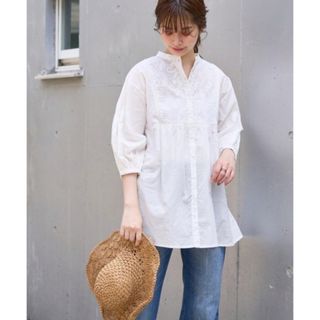 ナチュラルクチュール(natural couture)の【とき様 専用】あおいさんコラボ刺繍切替チュニック(チュニック)