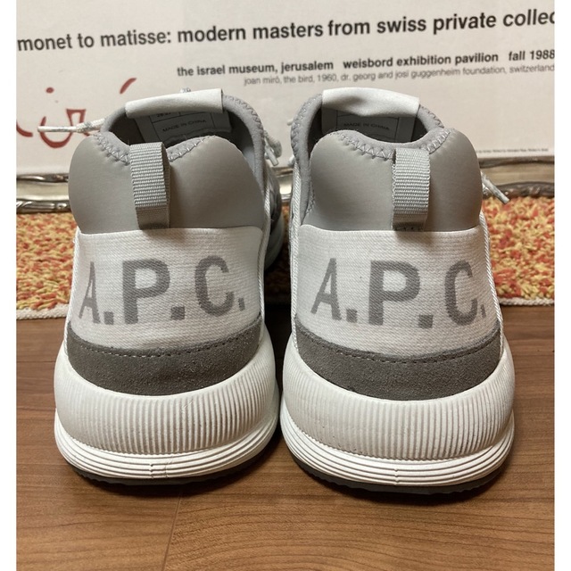 A.P.C(アーペーセー)の美品A.P.C スニーカー  43サイズ　アーペーセー メンズの靴/シューズ(スニーカー)の商品写真