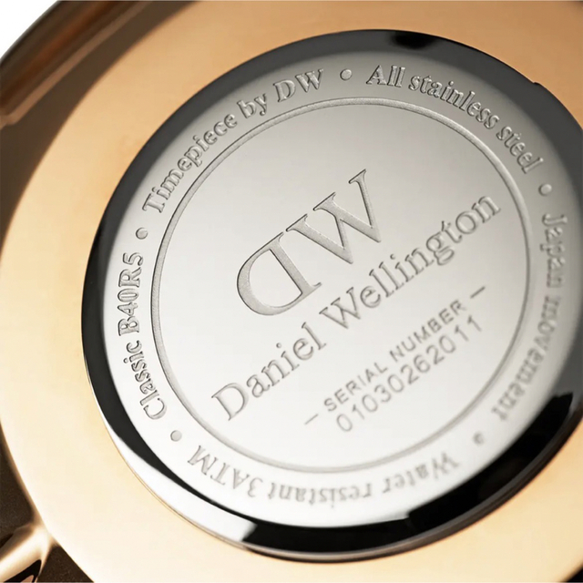 Daniel Wellington(ダニエルウェリントン)のDaniel Wellingtonダニエルウェリントン腕時計40ｍｍ 最終 レディースのファッション小物(腕時計)の商品写真