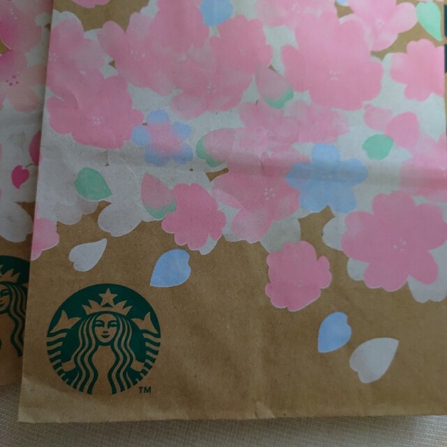 Starbucks(スターバックス)のスターバックス 紙袋 ショッパー レディースのバッグ(エコバッグ)の商品写真