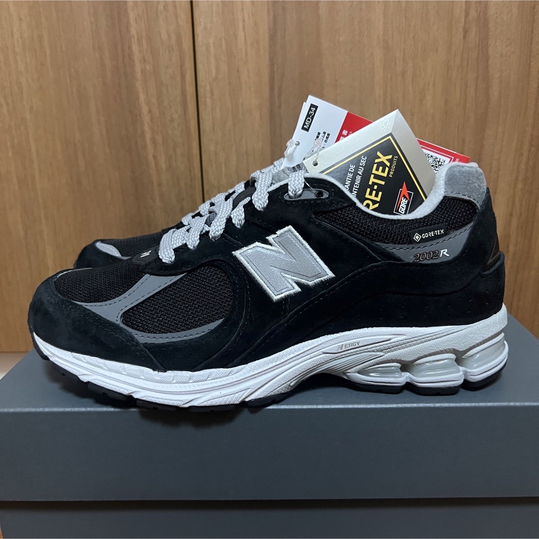 New Balance(ニューバランス)のこん様専用　New Balance M2002RXD  25cm メンズの靴/シューズ(スニーカー)の商品写真