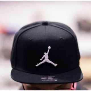 ナイキ(NIKE)の【新品】NIKE JORDAN PRO JUMPMAN SNAPBACK(キャップ)