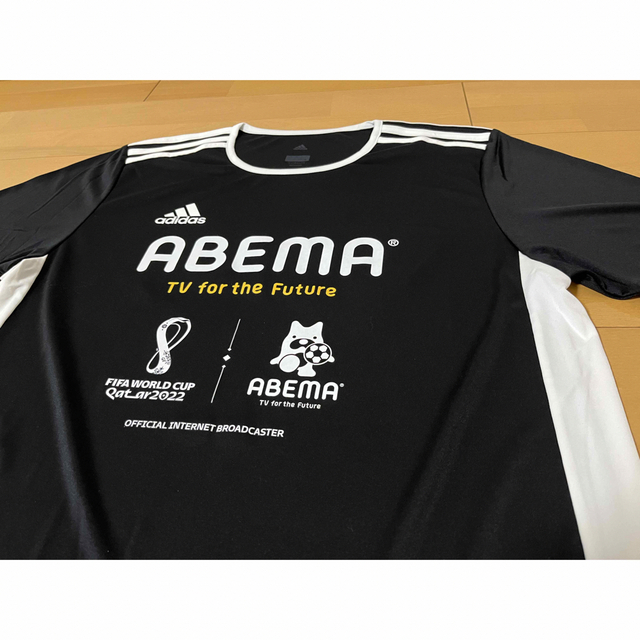 adidas(アディダス)のABEMA × adidas ワールドカップ　Tシャツ　ユニホーム　非売品 スポーツ/アウトドアのサッカー/フットサル(ウェア)の商品写真