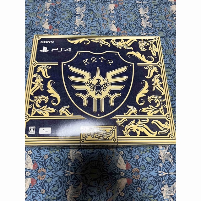 再値下げしました。プレステ4 ドラゴンクエスト ロト エディション-