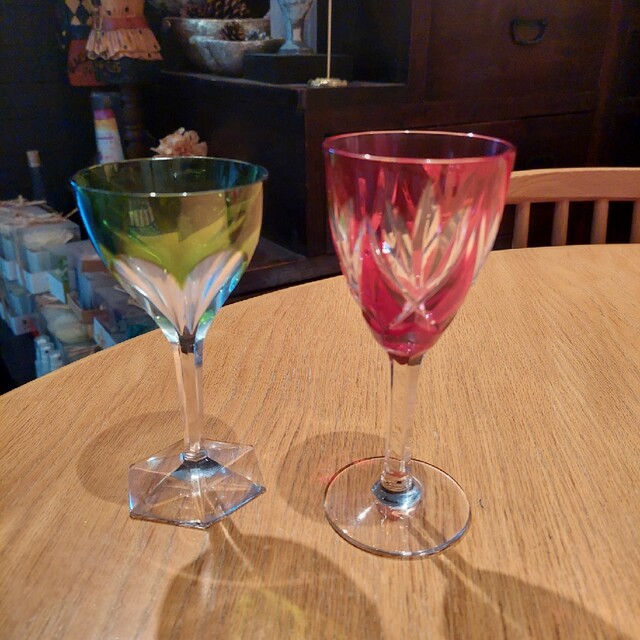 極希少】被せガラスワインシャンパングラス ピンク&グリーン