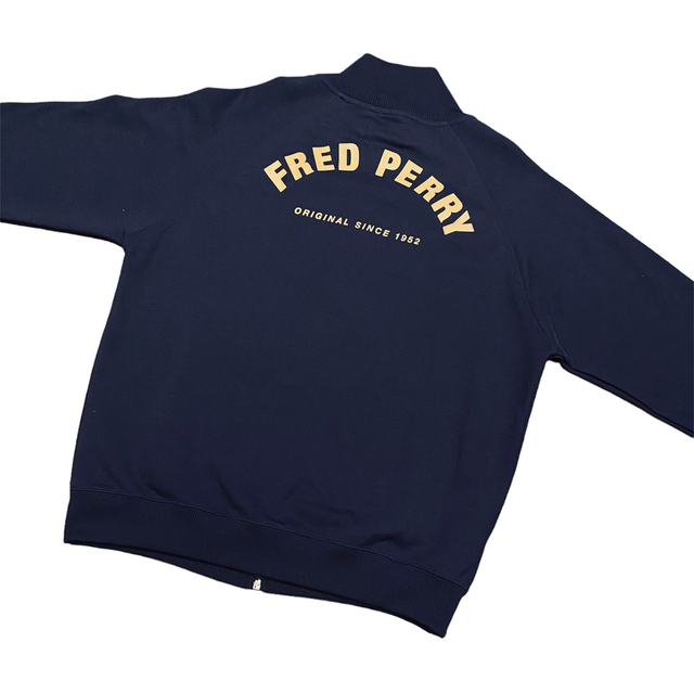 入手困難】FRED PERRY SPORTSWEAR トラックジャケット M 新しい