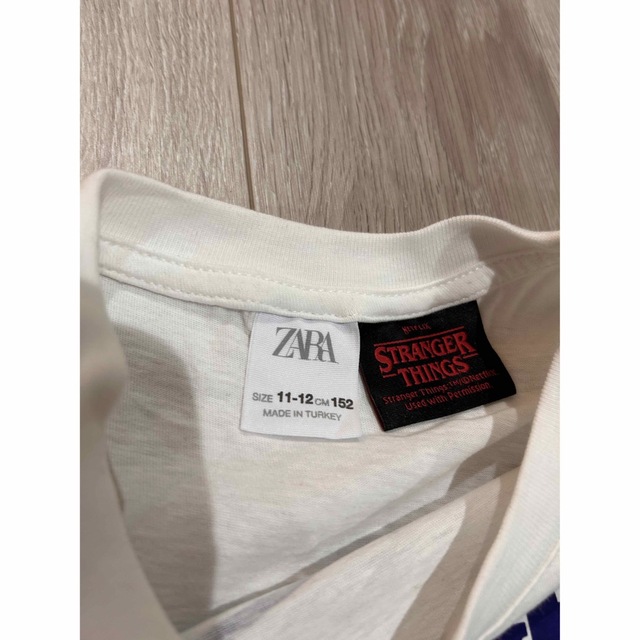 ZARA(ザラ)のストレンジャーシングス　ザラ　Tシャツ レディースのトップス(Tシャツ(半袖/袖なし))の商品写真