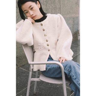 エピヌ(épine)のbibiy “B” BOA PEPURAMU CARDIGAN(ブルゾン)