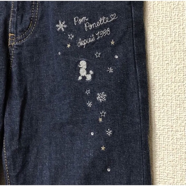 pom ponette(ポンポネット)のポンポネットジュニアプードル雪の結晶刺繍デニムパンツS140cm紺美品 キッズ/ベビー/マタニティのキッズ服女の子用(90cm~)(パンツ/スパッツ)の商品写真