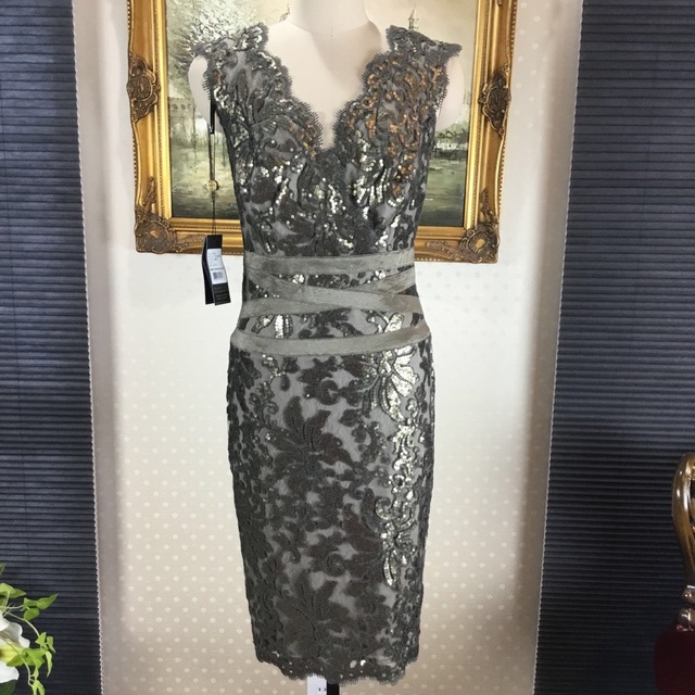 新品タグ付き TADASHI SHOJI サイズ2