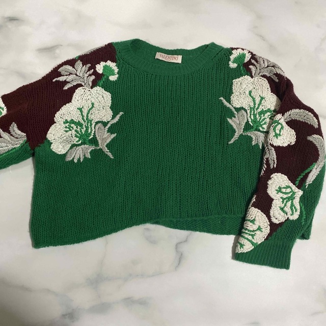 品質が VALENTINO ヴァレンティノ 刺繍ニット - ニット+セーター