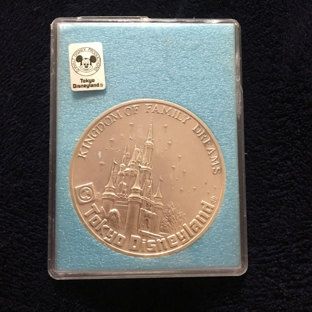 Disney ディズニーランドオープン記念メダルの通販 By Lenny S Shop ディズニーならラクマ
