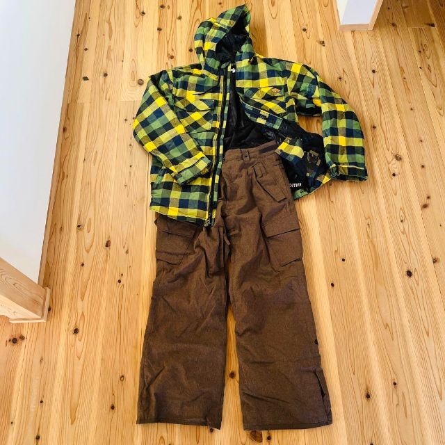 美品】nomis 686 スノボーウェア上下セット XL ジャケット パンツ ...