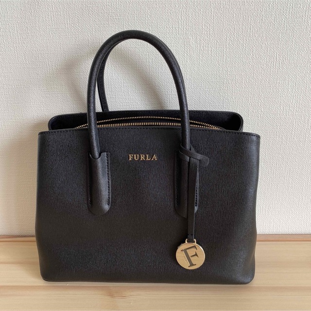 FURLA バッグ　美品