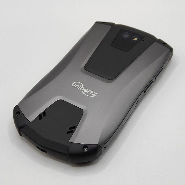 ANDROID(アンドロイド)のUnihertz Titan Pocket スマホ 本体 ケース付き 中古 スマホ/家電/カメラのスマートフォン/携帯電話(スマートフォン本体)の商品写真