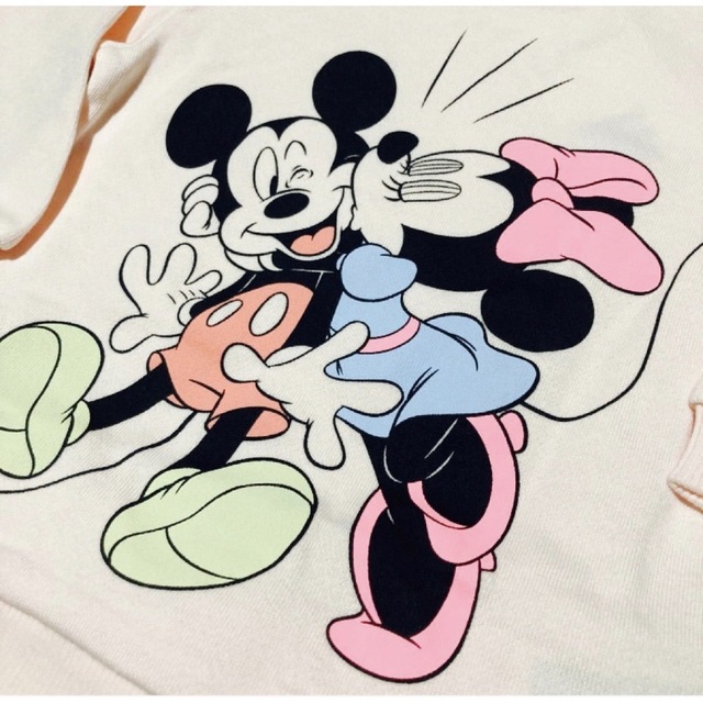 H&M(エイチアンドエム)のH&M ベビー ★新品 Disney ミッキー  ミニー上下 セットアップ キッズ/ベビー/マタニティのベビー服(~85cm)(トレーナー)の商品写真