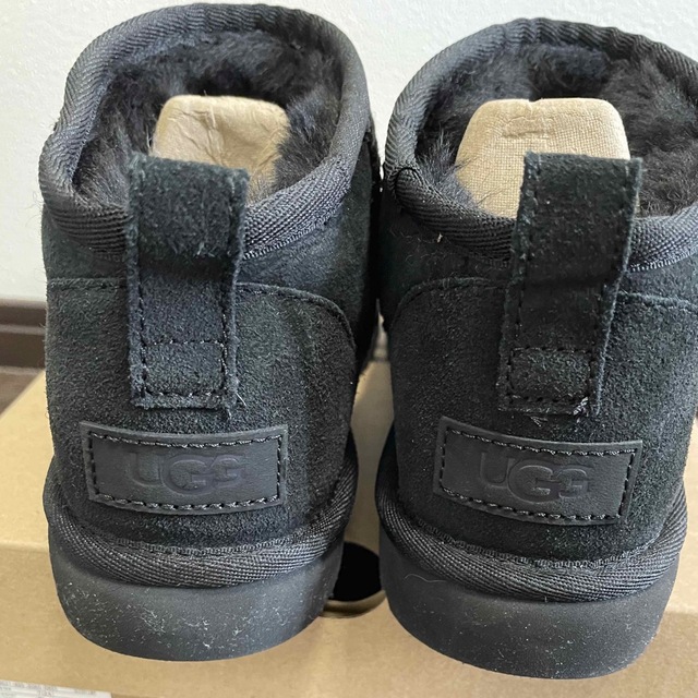 はじこさま専用 ⭐︎ ugg ムートンブーツ⭐︎新品 37