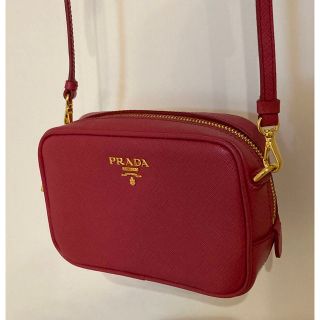 プラダ ミニショルダーバッグ ショルダーバッグ(レディース)の通販 100