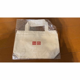 ユニクロ(UNIQLO)のランチバック　トートバッグ(弁当用品)