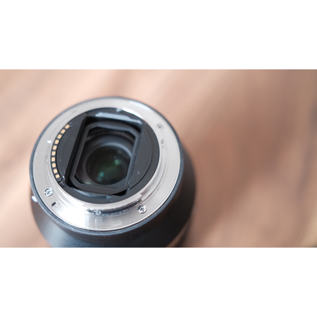 SONY(ソニー)のFE 24-105mm F4 G OSS ブラック SEL24105G  スマホ/家電/カメラのカメラ(レンズ(ズーム))の商品写真