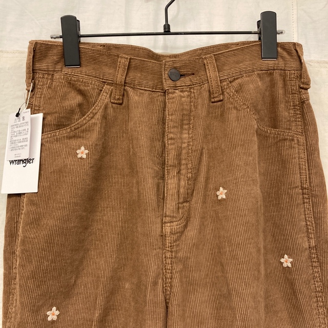 WRANGLER 花刺繍コーデュロイフレアパンツ