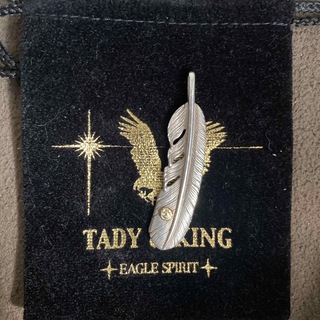 タディアンドキング(TADY&KING)のtady&king GP付きフェザー(ネックレス)