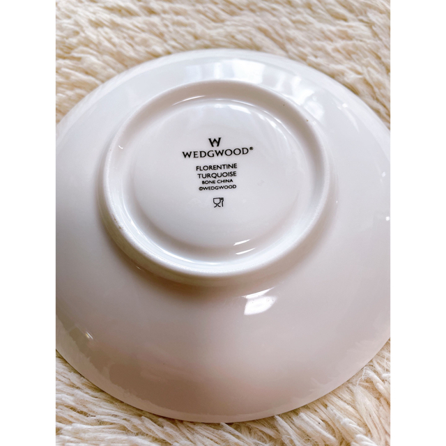 WEDGWOOD(ウェッジウッド)の【新品】Wedgwood カップ＆ソーサー ターコイズ インテリア/住まい/日用品のキッチン/食器(食器)の商品写真