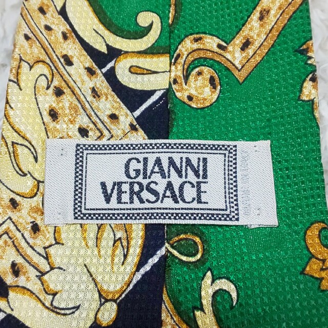 Gianni Versace(ジャンニヴェルサーチ)の【極美品】GIANNI VERSACE シルクネクタイ バロック×ストライプ メンズのファッション小物(ネクタイ)の商品写真