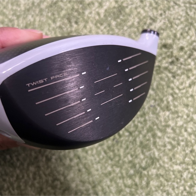 TaylorMade(テーラーメイド)のテーラーメイド　sim2 max ドライバー　10.5ヘッドのみ スポーツ/アウトドアのゴルフ(クラブ)の商品写真