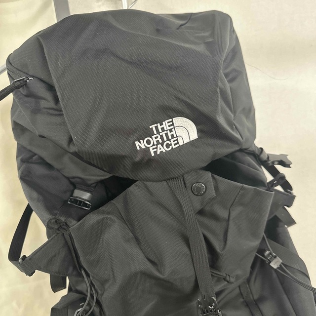 THE NORTH FACE(ザノースフェイス)の最終値下げ！ノースフェイス　リュック　TELLUS 35  Lサイズ メンズのバッグ(バッグパック/リュック)の商品写真