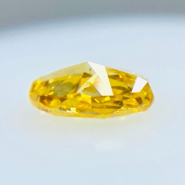 FANCY VIVID ORANGE YELLOW 1.015ct OV レディースのアクセサリー(その他)の商品写真