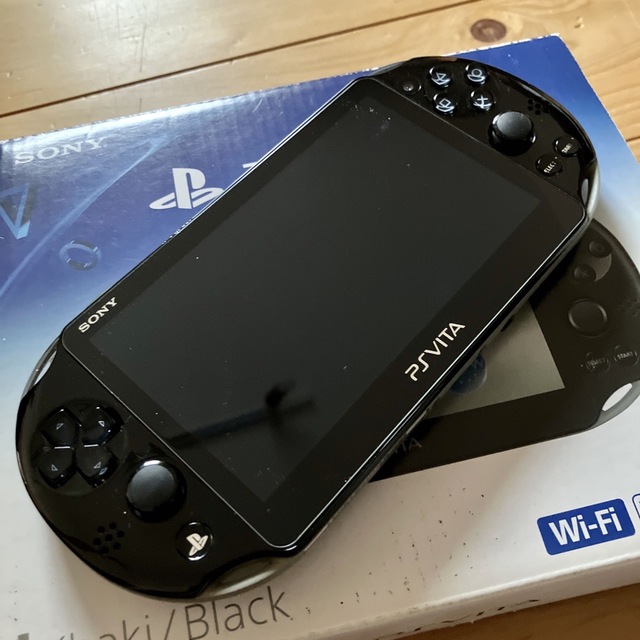 SONY PlayStationVITA 本体  PCH-2000 ZA16