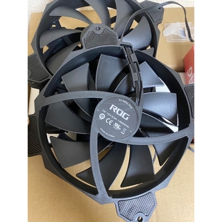 ASUS ROG GX601のケースファン　140mmクーラ　fan 8個セット