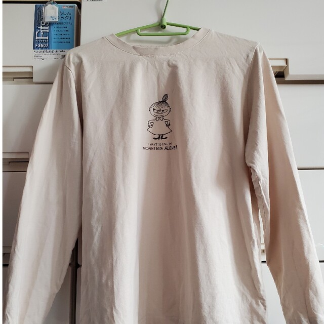 HONEYS(ハニーズ)のMOOMIN長袖Tシャツ レディースのトップス(Tシャツ(長袖/七分))の商品写真