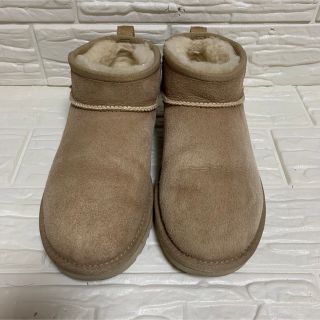 UGG - UGG クラシックウルトラミニ サンド ナチュラル 24cmの通販 ...