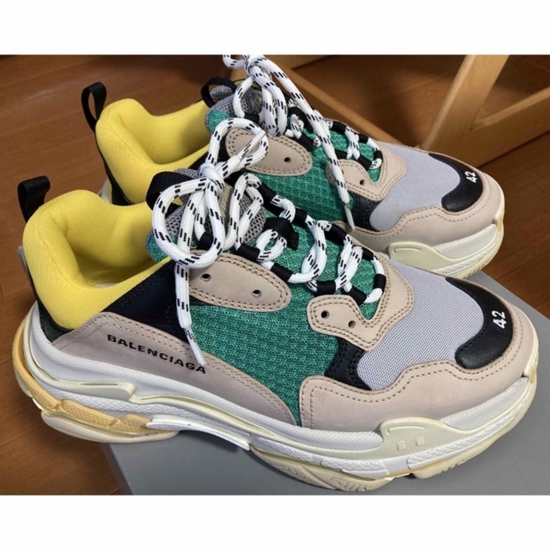 靴/シューズBALENCIAGA トリプルS マルチカラー 42 ほぼ新品