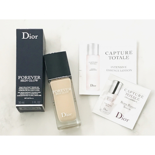 ディオール(Dior)のDior ❃ FOREVER SKIN GLOW 0N & sample set(ファンデーション)