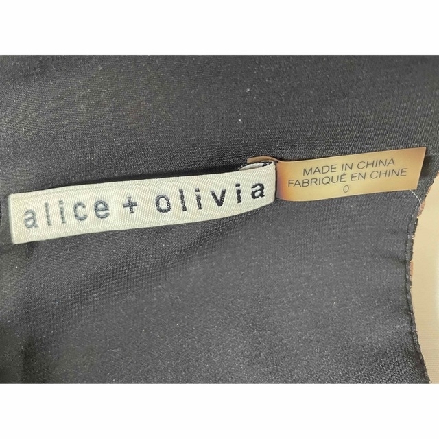 Alice+Olivia(アリスアンドオリビア)のアリスアンドオリビア　ワンピース レディースのワンピース(ミニワンピース)の商品写真