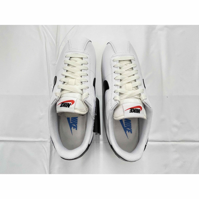 NIKE(ナイキ)のNike Cortez White and Blackナイキコルテッツ 23cm レディースの靴/シューズ(スニーカー)の商品写真