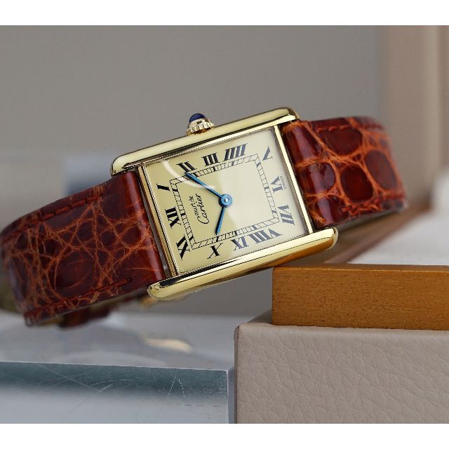 Cartier(カルティエ)の美品 カルティエ マスト タンク アイボリー ローマン LM Cartier  メンズの時計(腕時計(アナログ))の商品写真