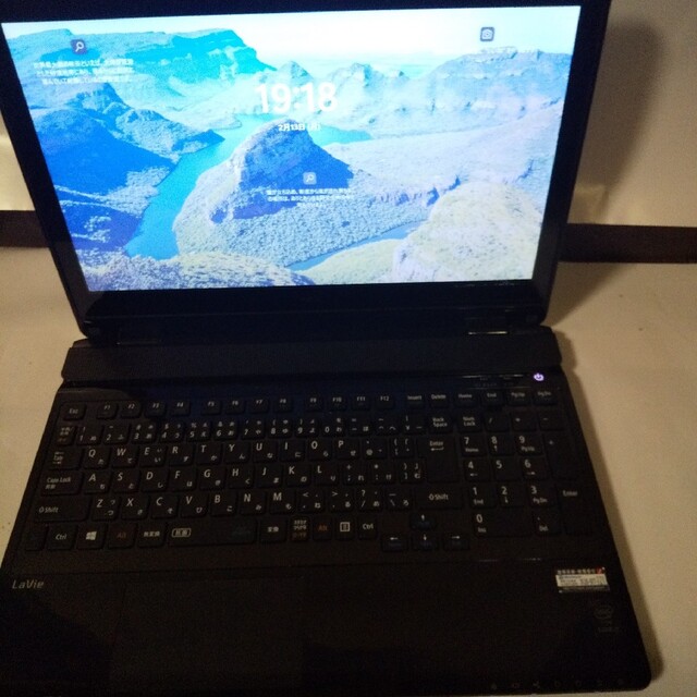 ノートPCNEC LAVIE  Core i5 タッチパネル 爆速SSD搭載 メモリ８G