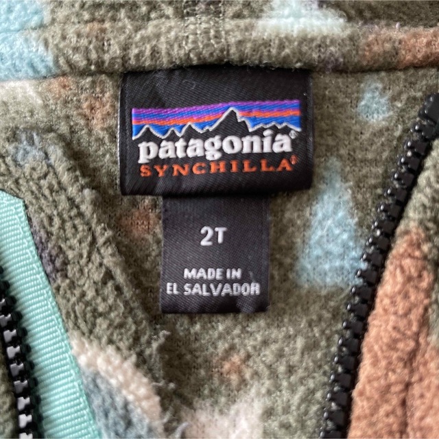 patagonia(パタゴニア)のパタゴニア　キッズ　フリース キッズ/ベビー/マタニティのキッズ服男の子用(90cm~)(ジャケット/上着)の商品写真