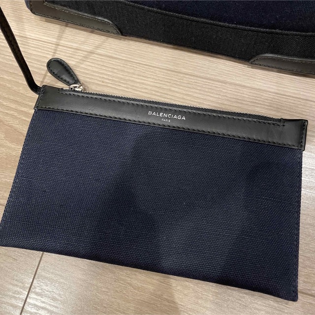 Balenciaga(バレンシアガ)の【美品】バレンシアガ　ネイビーカバス スモールトート　ネイビー レディースのバッグ(トートバッグ)の商品写真